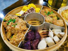 -黄桷树曹家私房菜(江与城店)