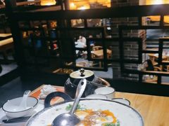 -帅巴人舅母子腊蹄民俗村