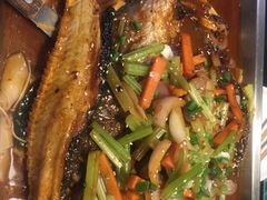 -鸣记脆皮烤鱼·海鲜烤鱼(三八广场店)