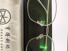 -罗伯特眼镜·蔡司官方授权(罗湖国贸店)