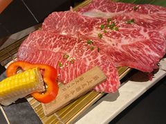 -山川小町·极番烧肉(新地假日广场店)