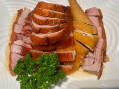烧味拼盘-香港新发烧腊茶餐厅(水围店)