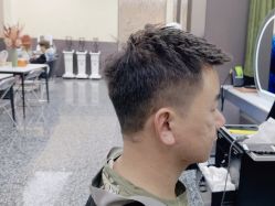 点击看大图 -MOVAN HAIR莫凡匠人发型屋