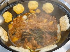 铁锅小鸡炖蘑菇-那红花·东北菜铁锅炖(仙林金鹰店)