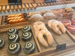 -焙丽拾光(麦凯乐直营店)