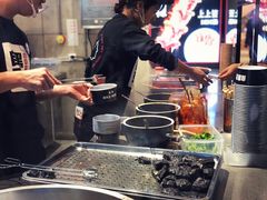 自助取餐区-自黑豆夫·臭豆腐夹馍(四海唐人街店)