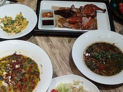-香山湖家家宴(中山陵店)