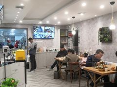 大堂-歹歹的加个面过油肉拌面