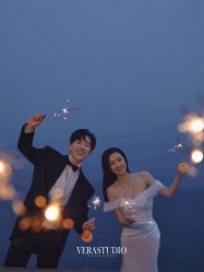 -至臻微拉婚纱摄影