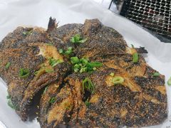 鱼头-新鞑烤羊腿(康平路店)
