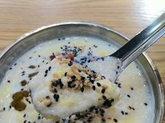 -白翔甜食店