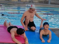 -小海豚国际游泳培训中心(浦东塘桥店)