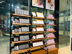 -Laderach 莱德拉(上海环贸iapm店)