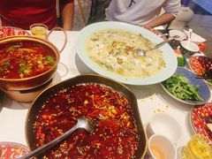 -关里关外·鱼头泡饼(唐冶绿地汇店)