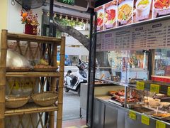 -明姨仔潮汕美食·碳炉猪脚·汕尾牛腩饭·起片鸡煲(起义路店)