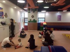 -爱威盛亲子俱乐部·纽约国际早托中心
