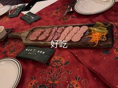 -塔道斯西餐厅(中央大街店)