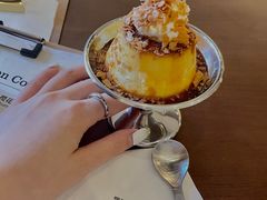 -Café Monson