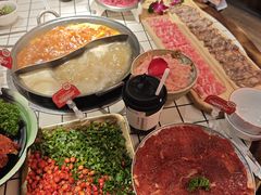 -热火朝天鲜切牛肉火锅(南强街巷店)