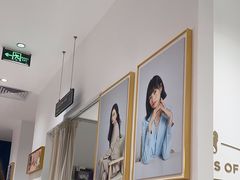 -海马体照相馆(万菱汇店)