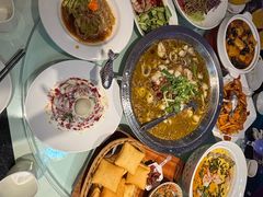 -巴特餐饮6加1音乐餐吧·新疆菜