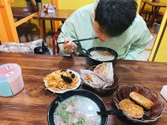 -万红路羊汤烧饼店(将台路店)