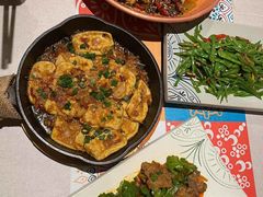 -云海肴·汽锅鸡·云南菜(天山百盛优客店)