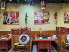 -袁小二大东北铁锅炖(吉祥村总部)