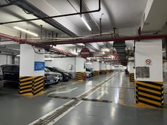 -上海滩商厦-地下停车场