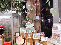 -猫的天空之城概念书店(杭州南宋御街店)