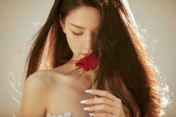 -至臻微拉婚纱摄影