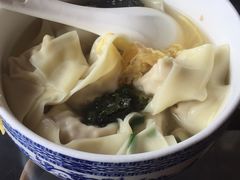 -笑来喜馄饨小笼工坊店(湖滨街店)