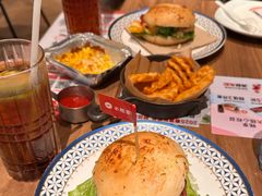 -必胜客(城西银泰店)