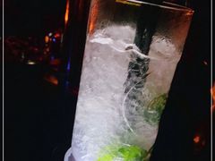 -贰楼酒吧