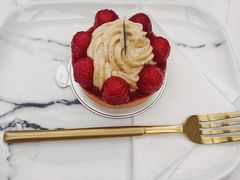 覆盆子蛋糕-UNI UNI(环亚凯瑟琳店)