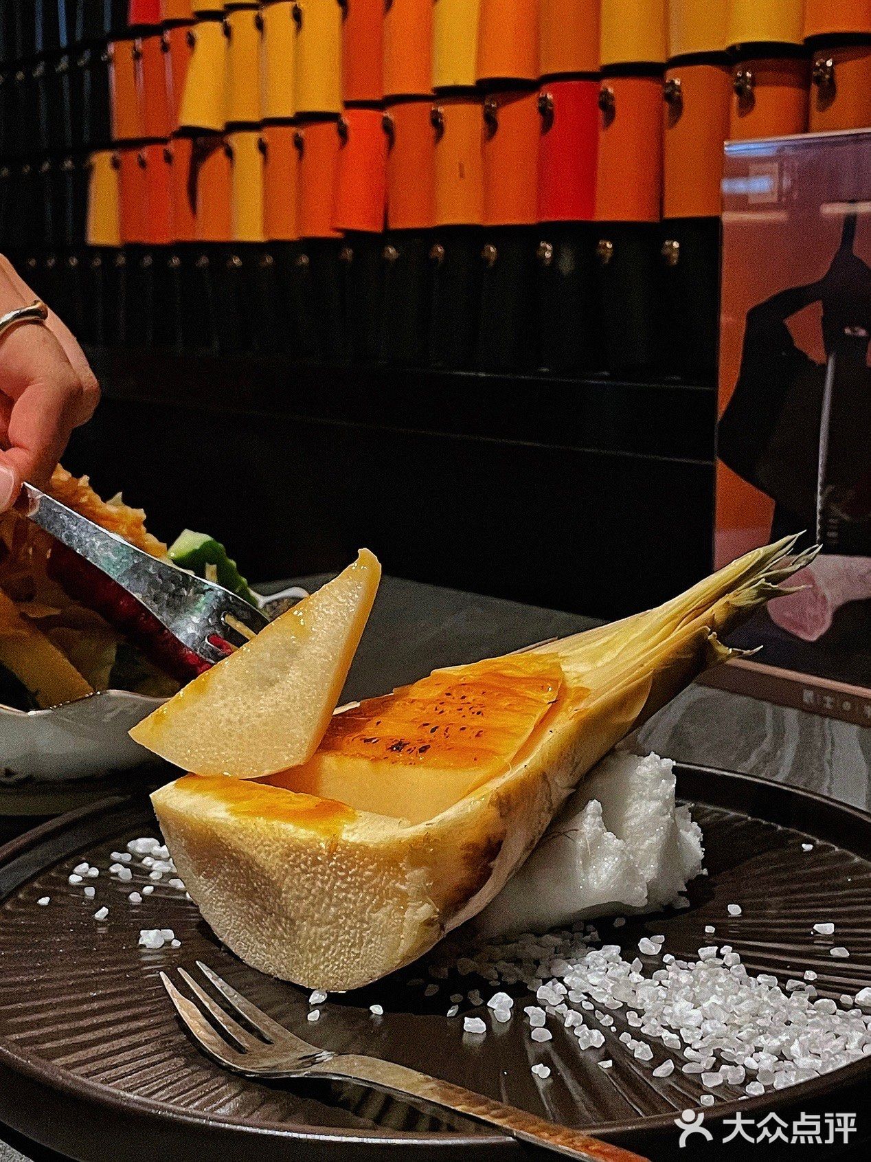 成都探店|跟着陈伟霆去吃烤肉