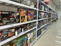 -玩动奇季品牌玩具超市