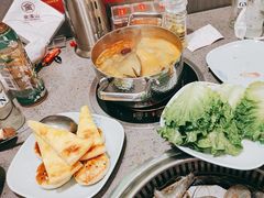 -金滏山烤肉·海鲜·火锅自助餐厅(襄阳万达店)