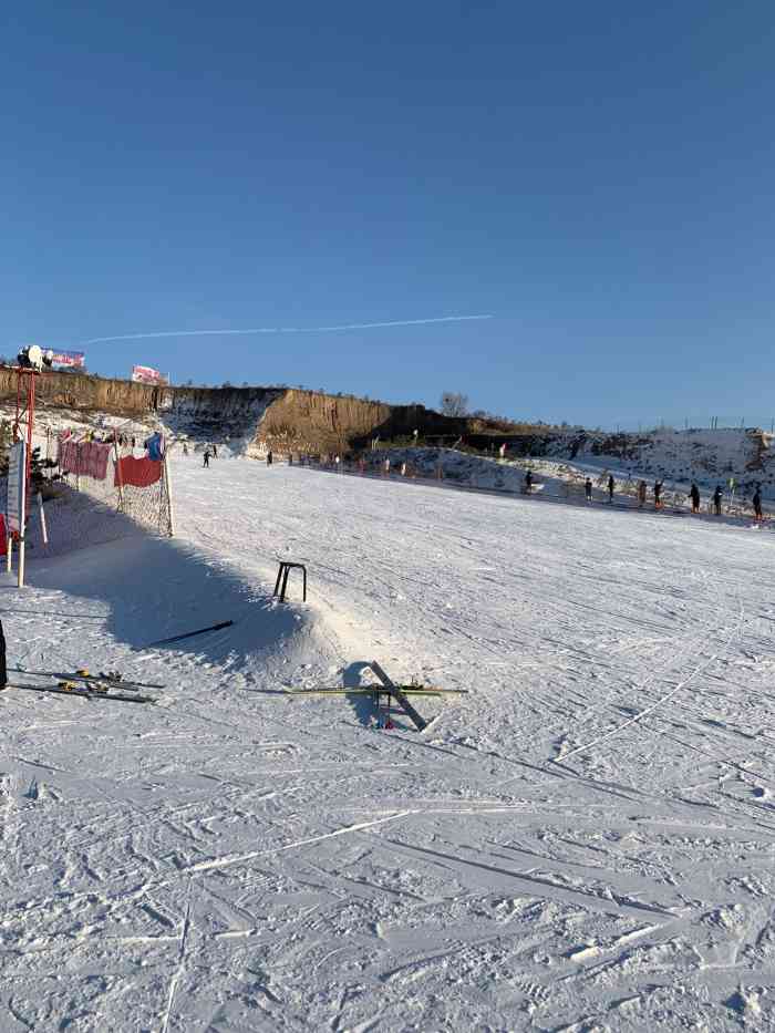 太原五龙口滑雪场图片