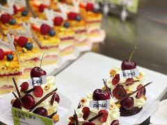 法芙娜车厘子水果挞-PAOPAO Bakery&Café(港汇店)