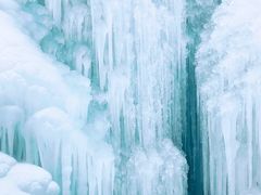 -大平台龙居瀑布旅游区