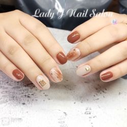 -Pink You美甲洗眉纹绣定制中心