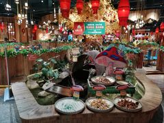 大堂-老滇山寨•云南特色菜•地方菜•民族风情歌舞表演(金碧店)