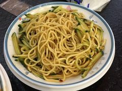 金牌凉面-三妹小龙虾·黄油蟹(华侨城总店)
