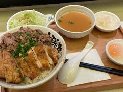 大碗过瘾双拼-熊吞·大碗丼烧肉饭(济宁万达广场店)
