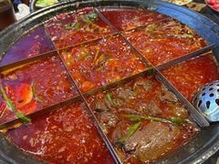 -正南齊北重庆老火锅(光华村直营店)