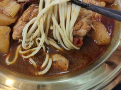 -牛一嘴·兰州牛肉面·大盘鸡(财富中心店)