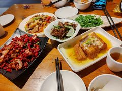 -隔壁老王·家常云南菜(花巷店)