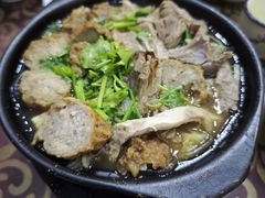 肘子丸子砂锅-友利砂锅居