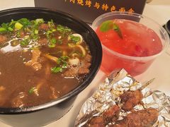 招牌酱香卤肉面-平娃三宝烧烤·面食(南小街店)